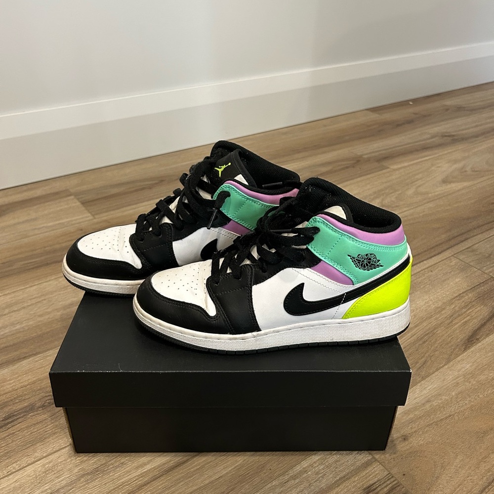 Women’s jordan shoes